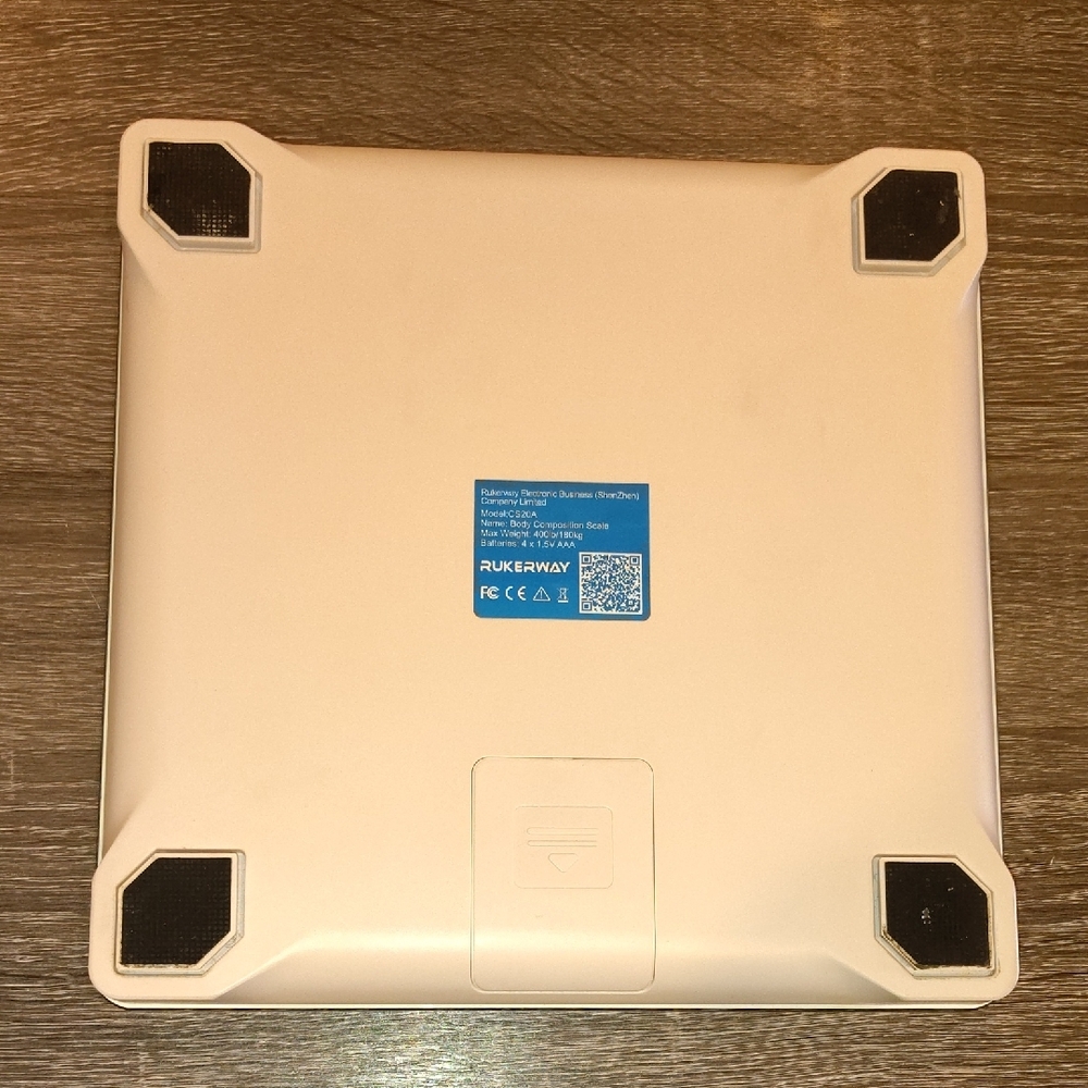 White Digital Bathroom Scale - Picture 4 of 4